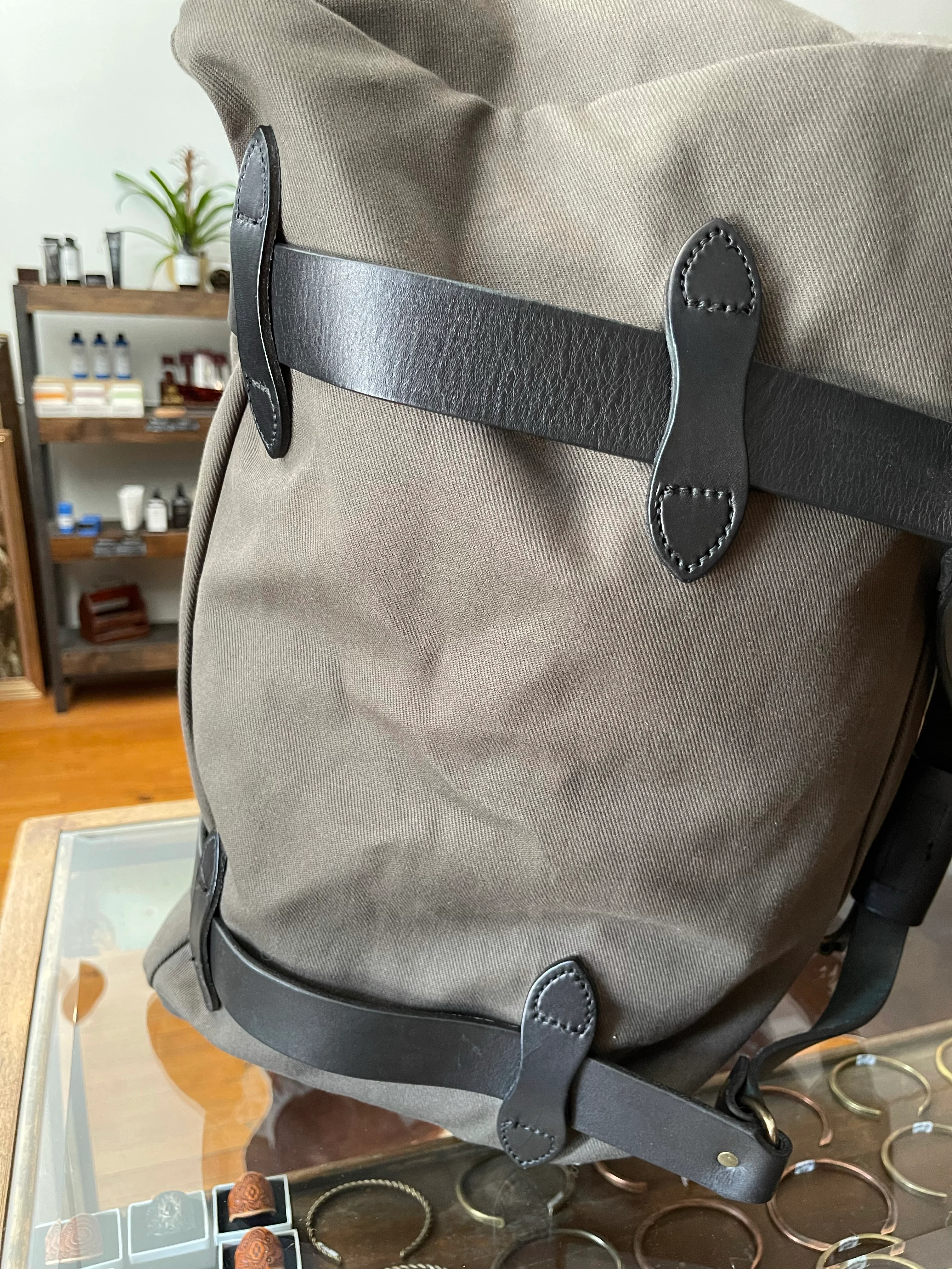 Gently Used Filson Rugged Twill Duffle Bag - Medium - Root - Image 6