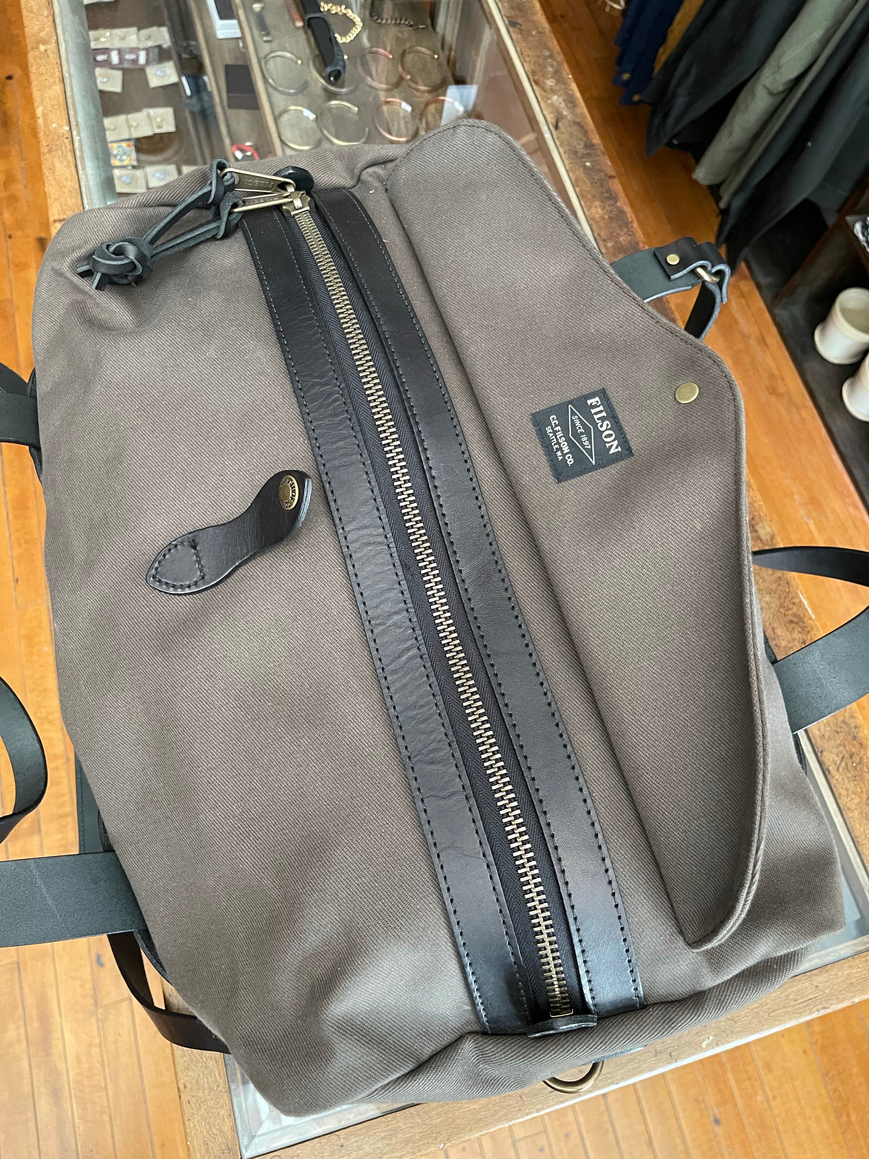 Gently Used Filson Rugged Twill Duffle Bag - Medium - Root - Image 8