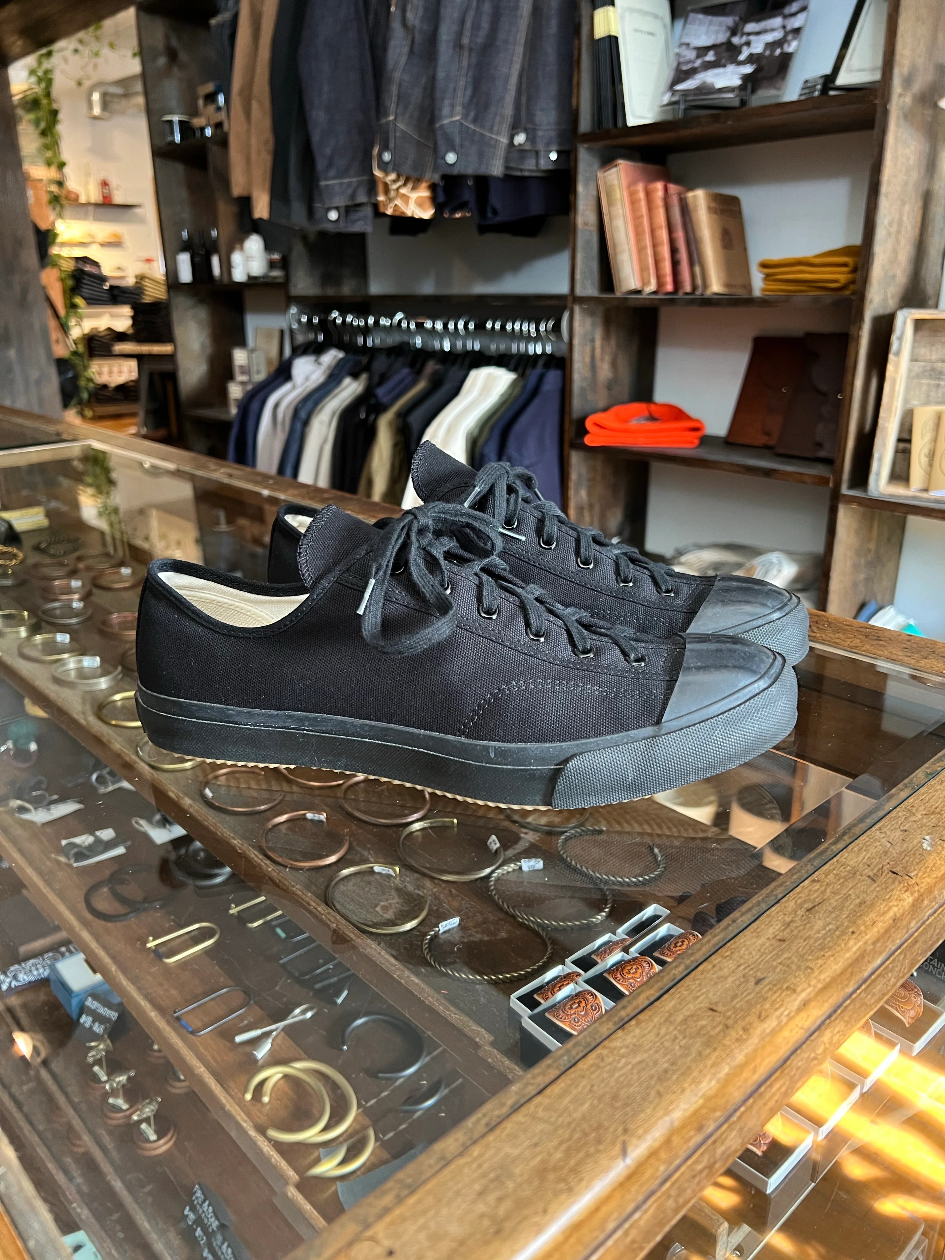 Gently Used Moonstar Gym Classic Sneakers - Black Mono - Size: 10 - Image 9