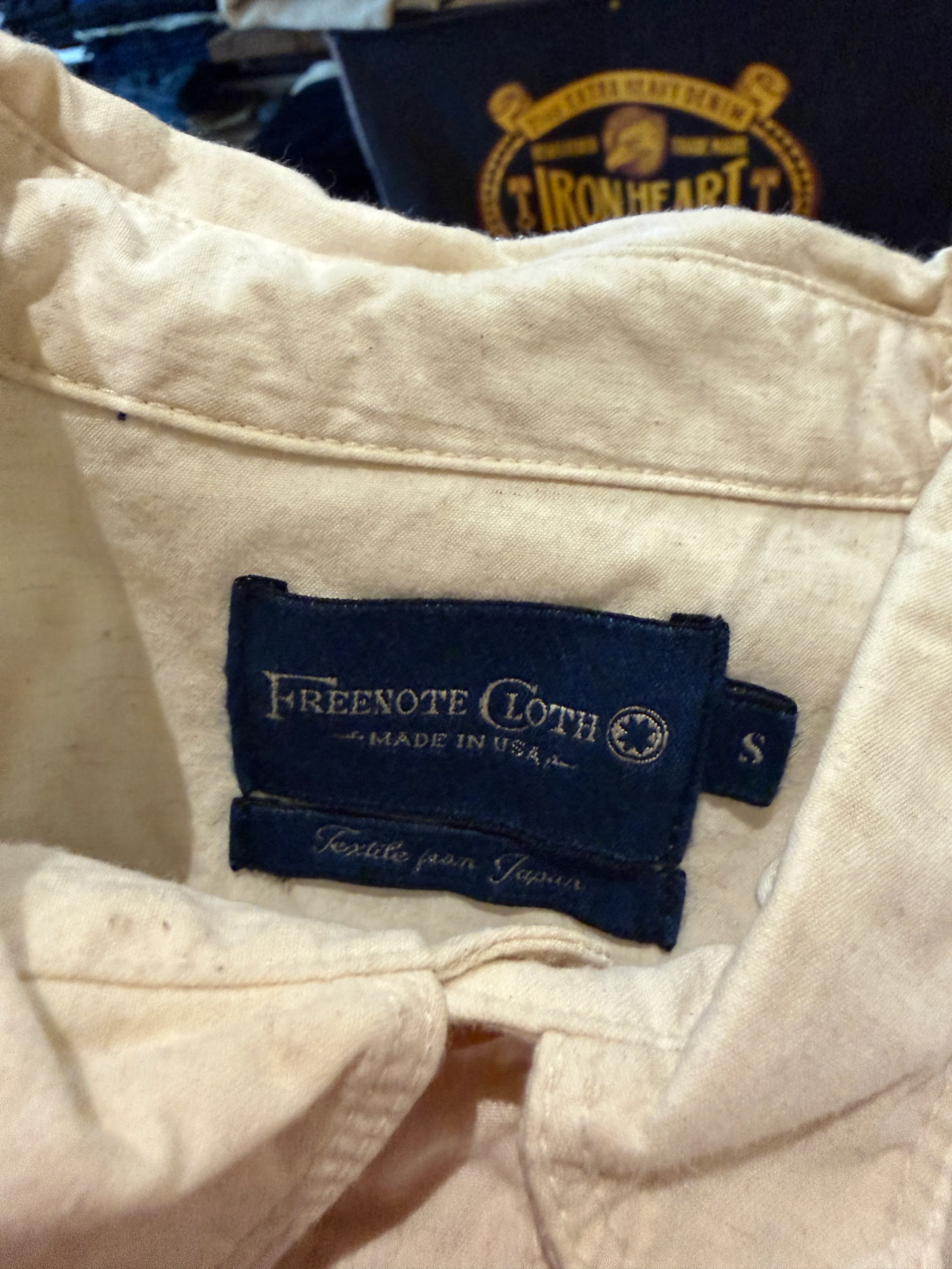 Gently Used - Freenote Natural Seed Selvedge S/S Button Up - Small - Image 2