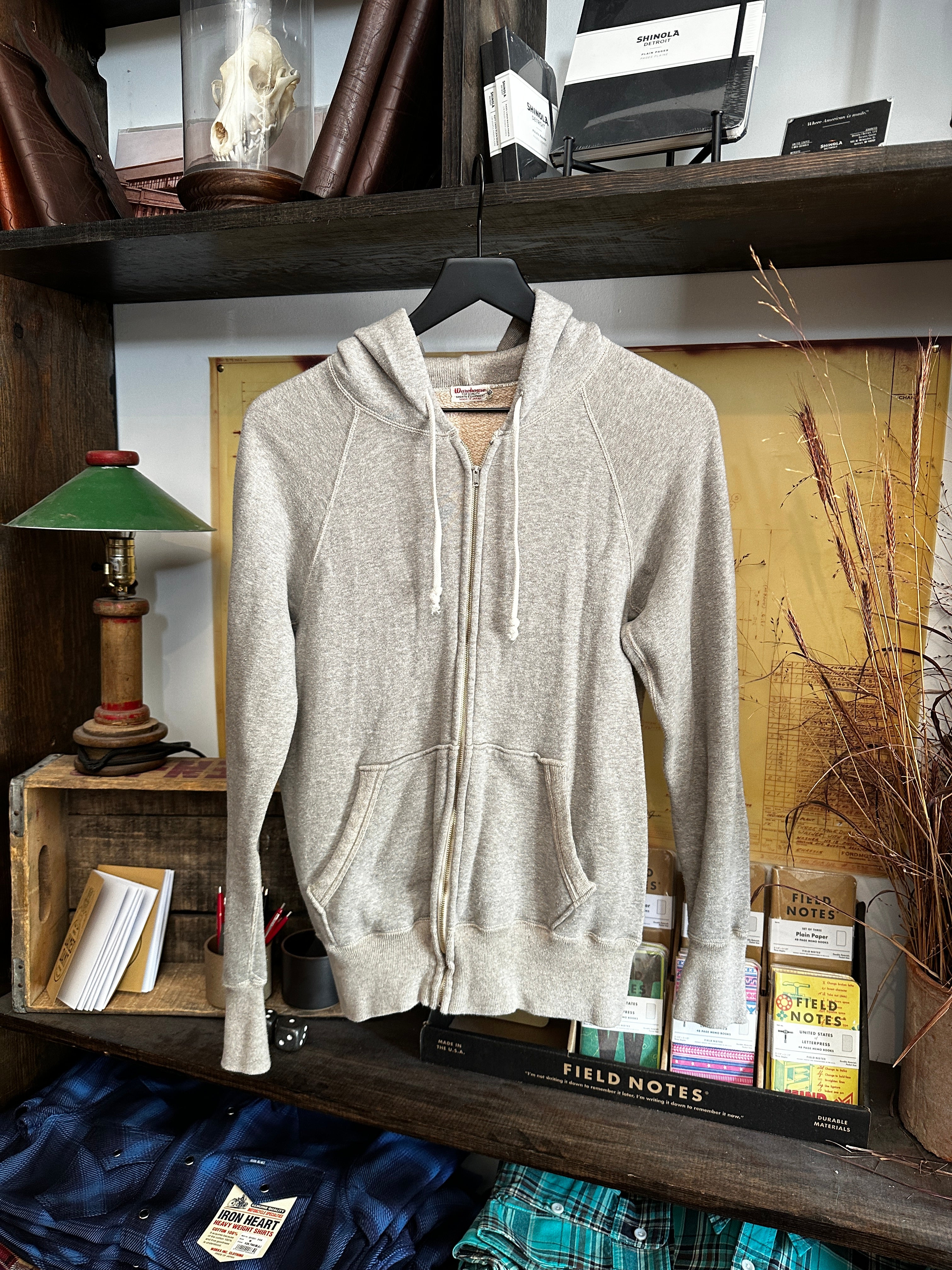 Gently Used - Lot 451 - Loopwheel Raglan Freedom Full-Zip Hoodie - Heather Grey