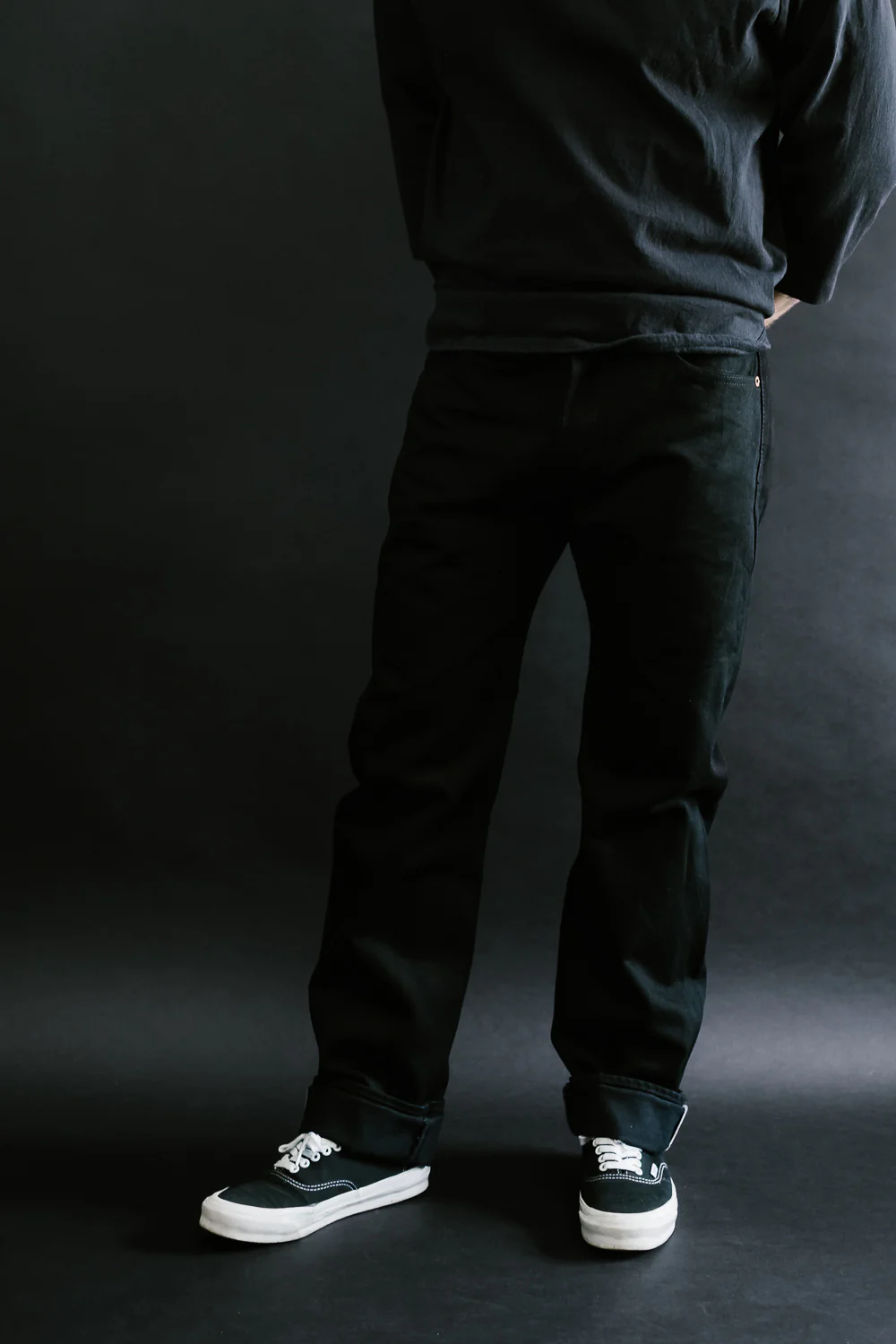 IH-666S-142bb - 14oz Selvedge Denim Slim Straight Cut Jeans - Black/Black - Image 11