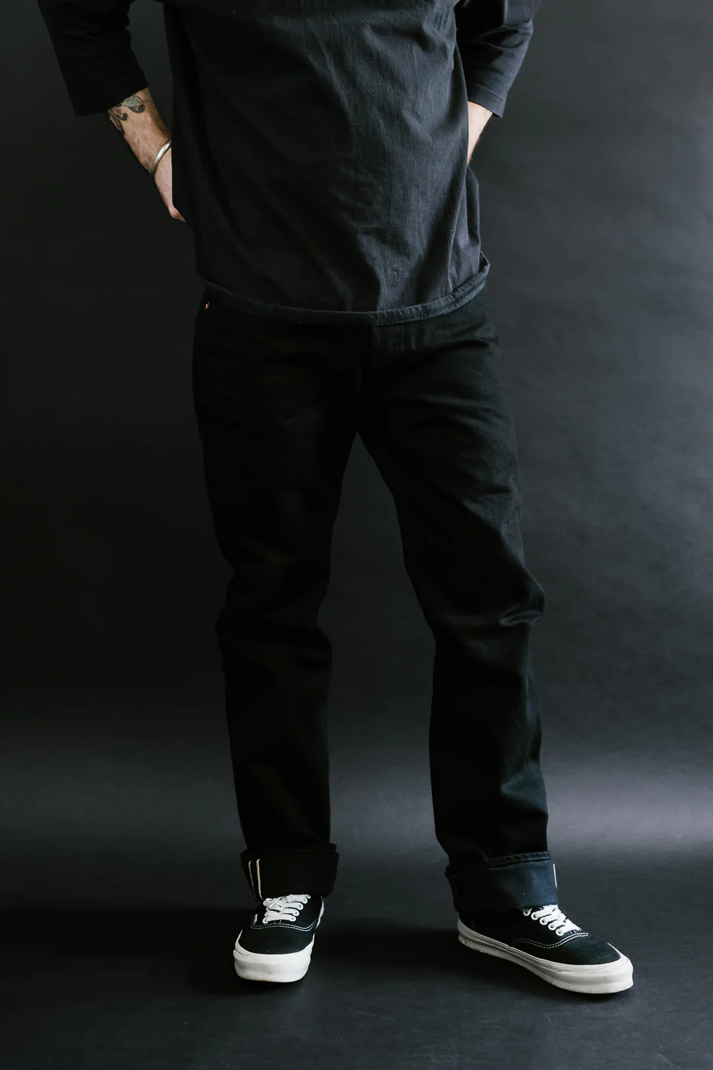 IH-666S-142bb - 14oz Selvedge Denim Slim Straight Cut Jeans - Black/Black - Image 12