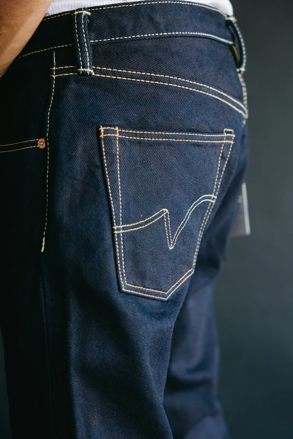 IH-777S-21ib - 21oz Selvedge Denim Slim Tapered Cut Jeans - Indigo/Black - Image 12