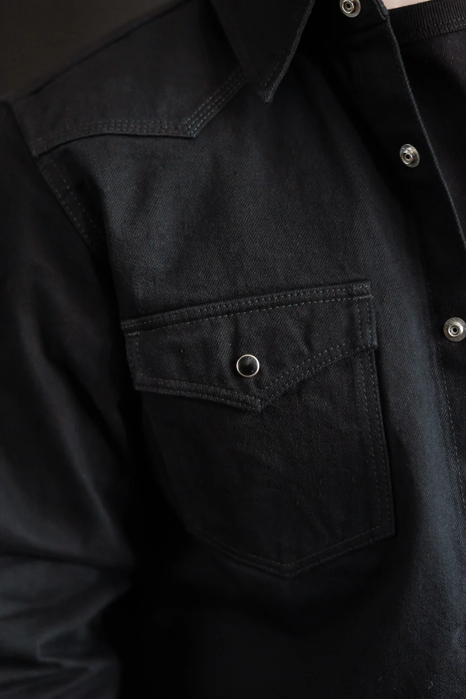 IHSH-218-BLK - 12oz Selvedge Denim Western Shirt "The Johnny Cash III" - Black - Image 17