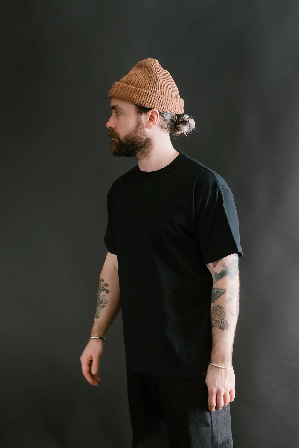 IHT-1610L-BLK - 6.5oz Loopwheel Crew Neck T-Shirt with Longer Body - Black - Image 13
