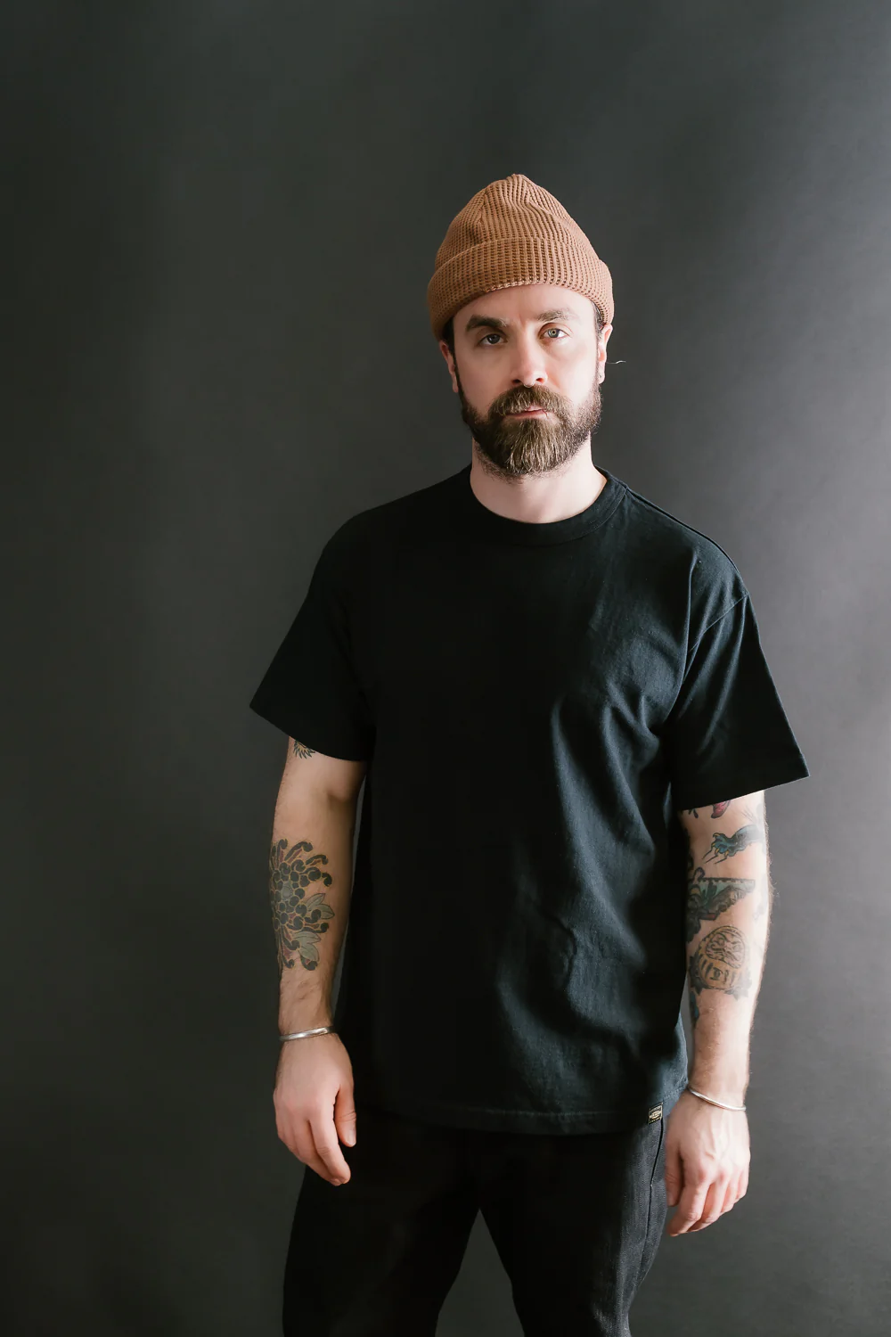 IHT-1610L-BLK - 6.5oz Loopwheel Crew Neck T-Shirt with Longer Body - Black - Image 14