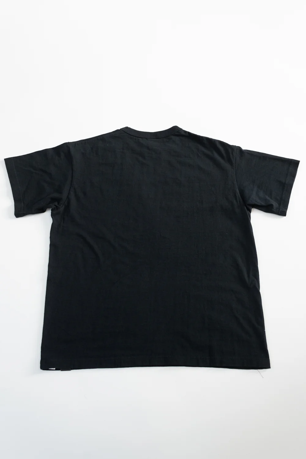 IHT-1610L-BLK - 6.5oz Loopwheel Crew Neck T-Shirt with Longer Body - Black - Image 4