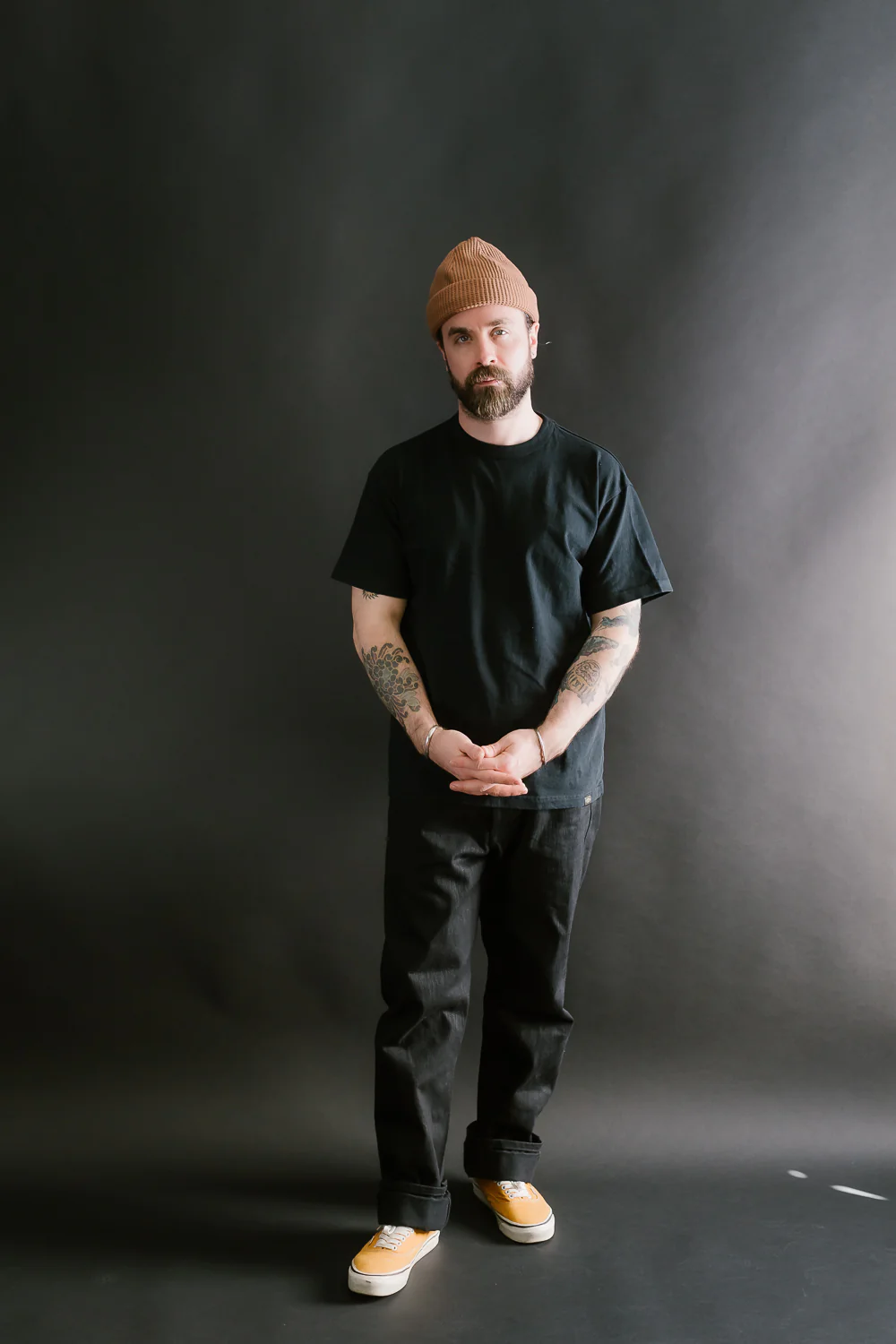 IHT-1610L-BLK - 6.5oz Loopwheel Crew Neck T-Shirt with Longer Body - Black - Image 5