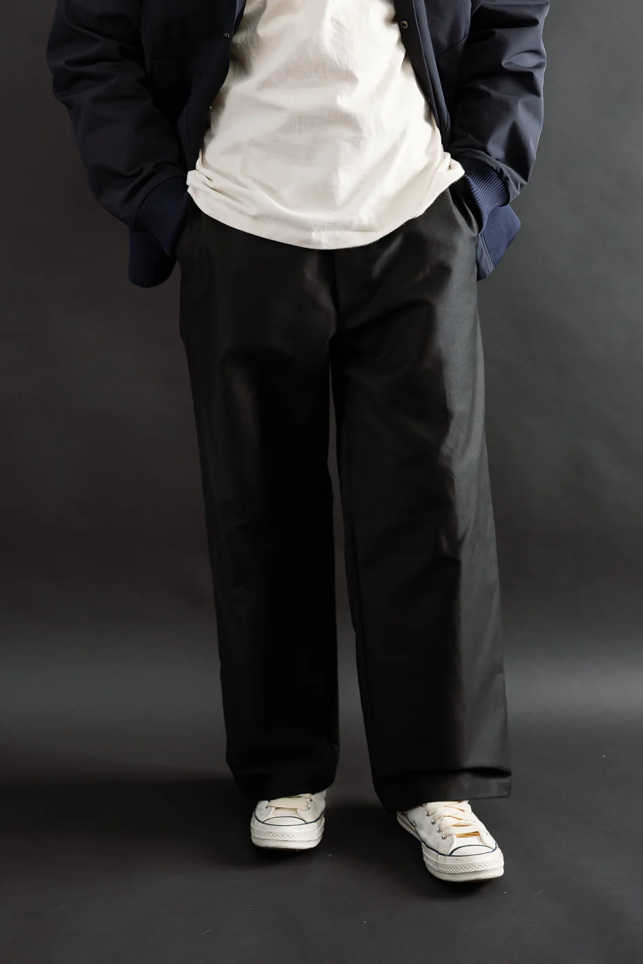 JM4586 - OM Baggy Moleskin Trouser - 107 Black - Image 10