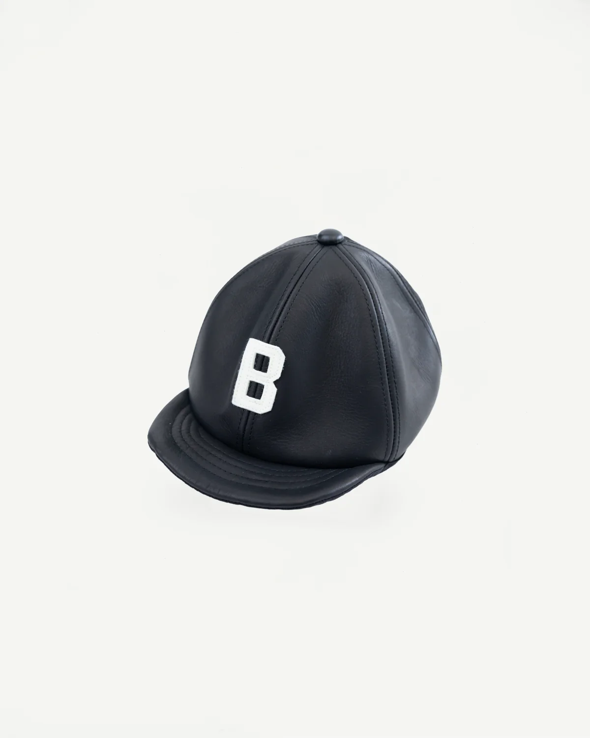 JM6592 - Leather BB Cap "B" - 107 Black