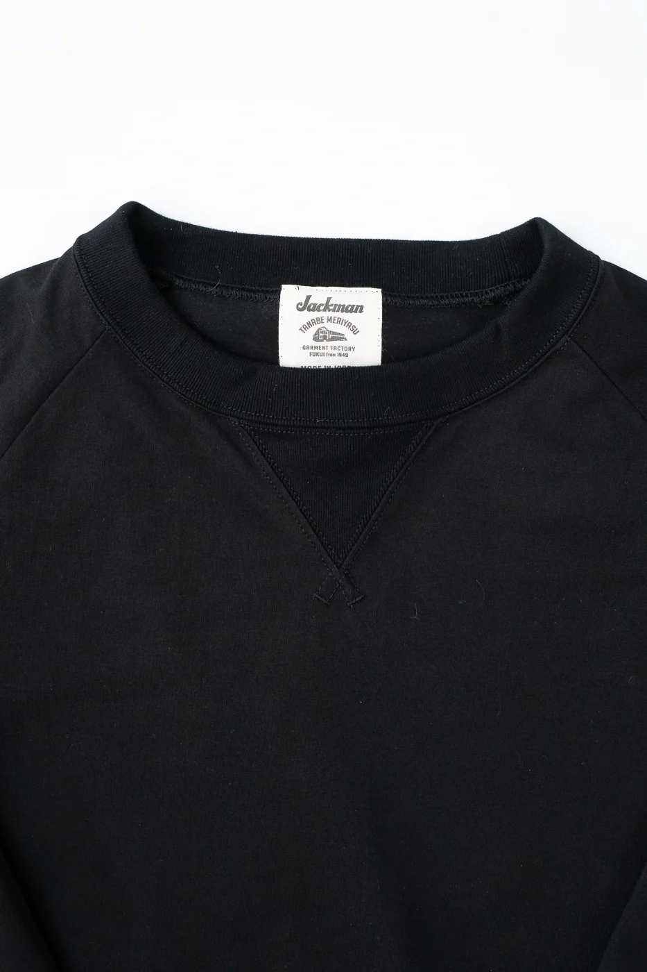 JM7522 - Grace Crewneck - 07 Black - Image 2
