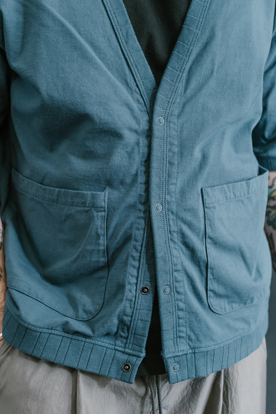 JM8533 - Binder HS Cardigan - 305 Night Bench - Image 17