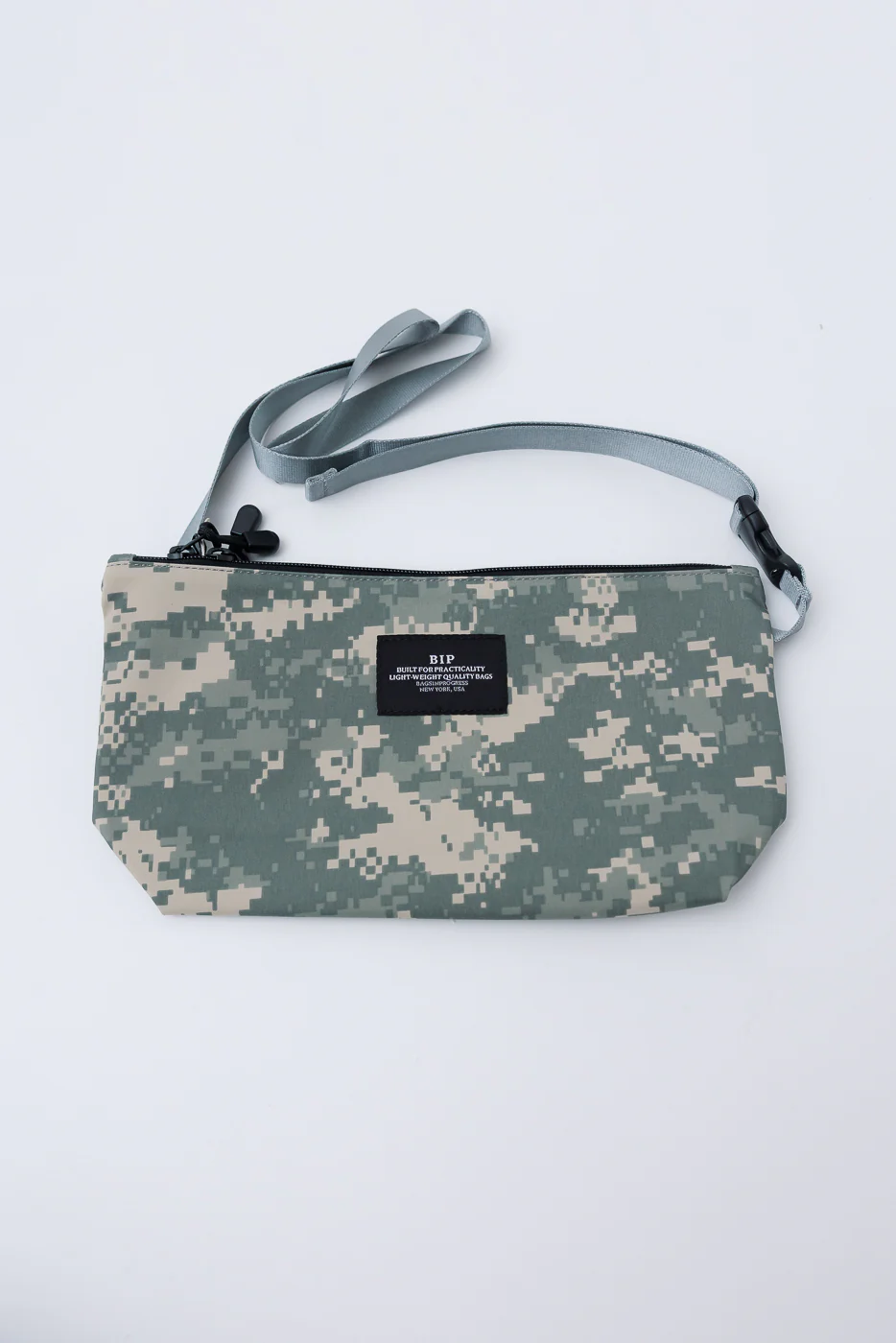 JP510-DS - BAGSINPROGRESS x Post O'alls Fannypack Crossbody Digital Camo - Desert - Image 3