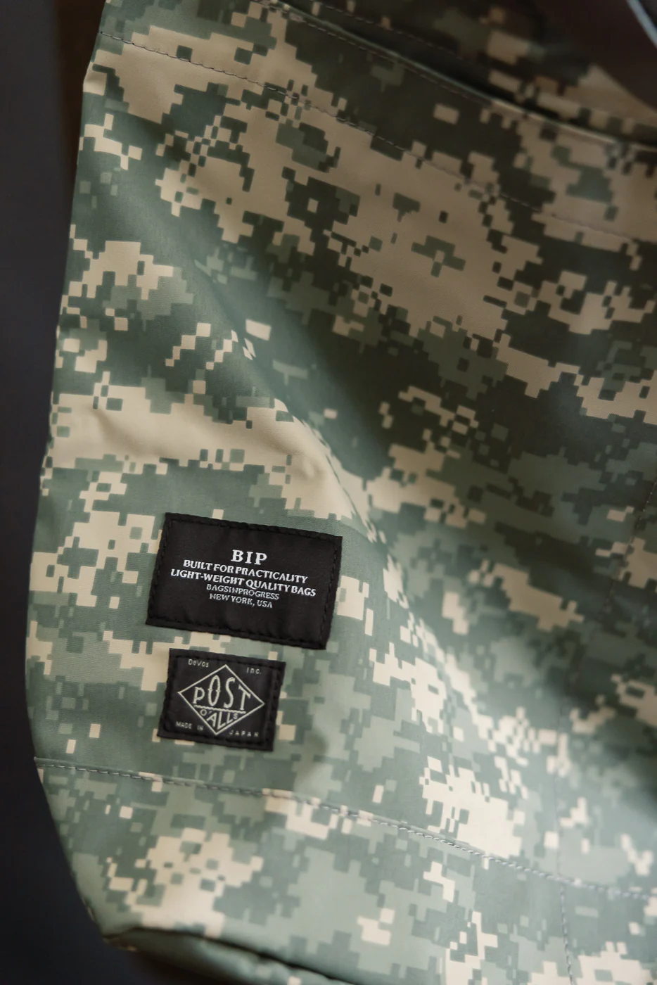 JP540-DS - BAGSINOROGRESS x Post O'alls New York Tote Goretex Digital Camo - Desert - Image 10