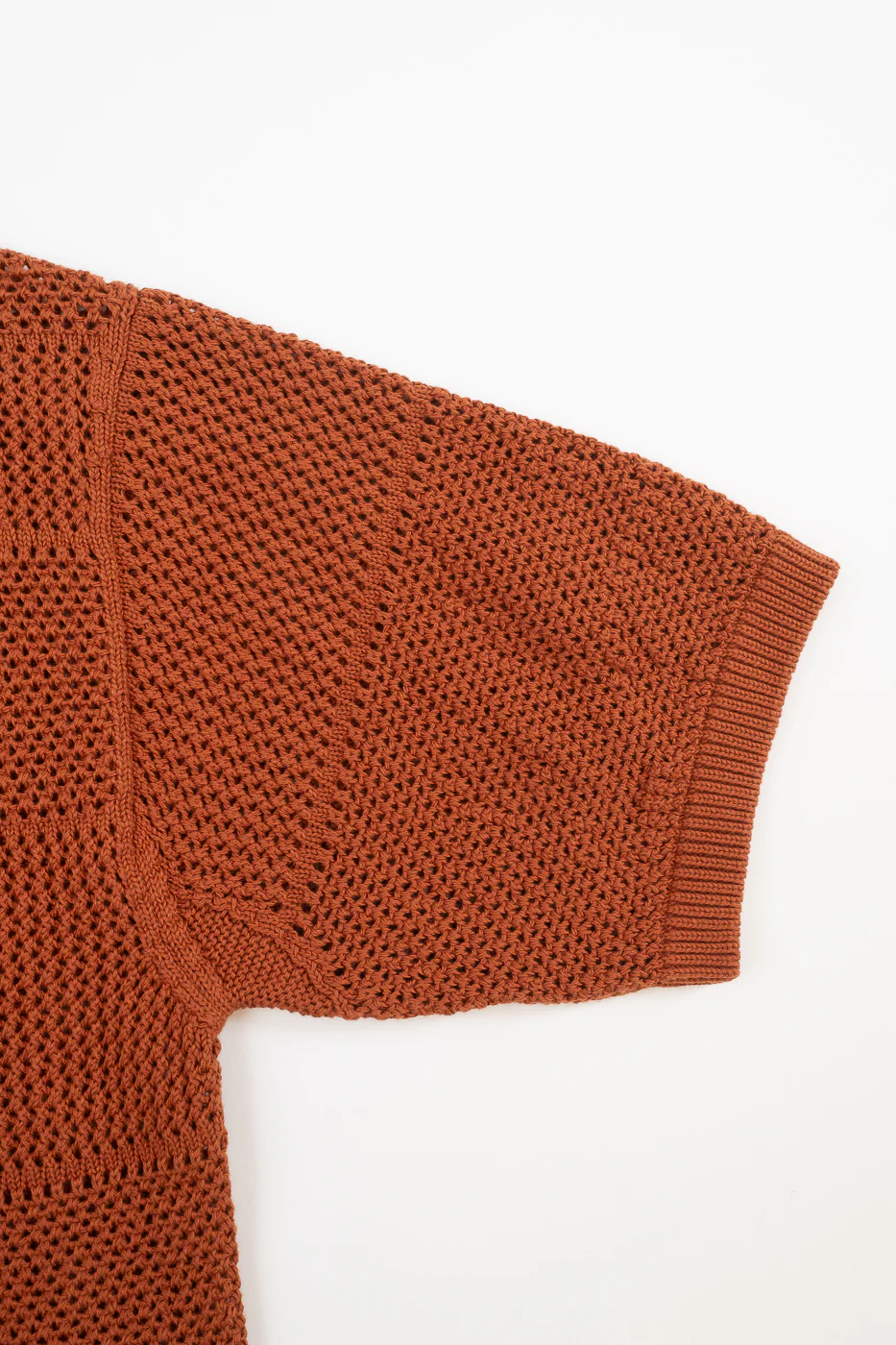 KNITSHIRT01.812 - Organic Cotton Crochet Shirt - Caramel - Image 3