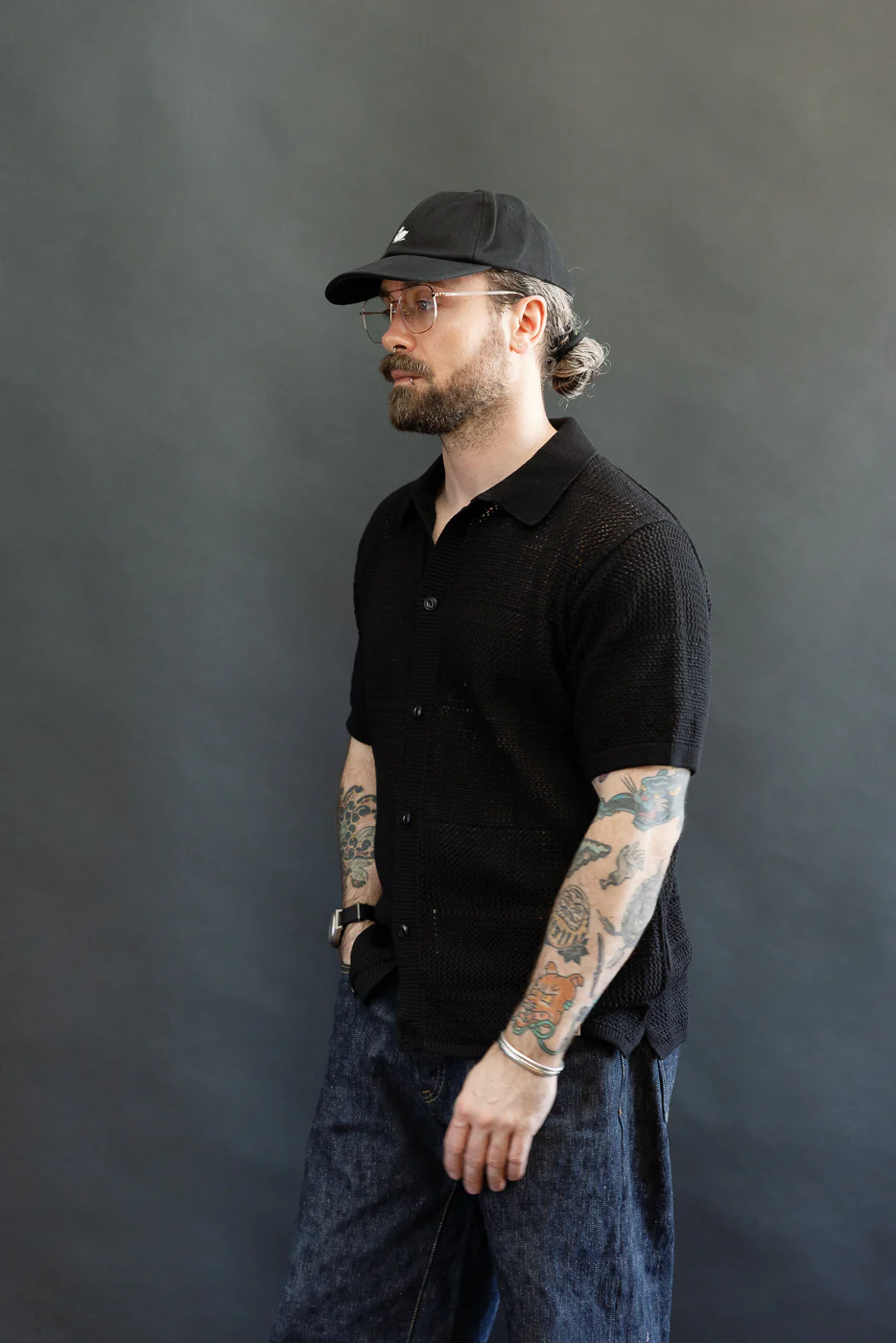 KNITSHIRT01.99 - 1960s Crochet Cotton Short Sleeve Shirt - Deep Black - Image 11