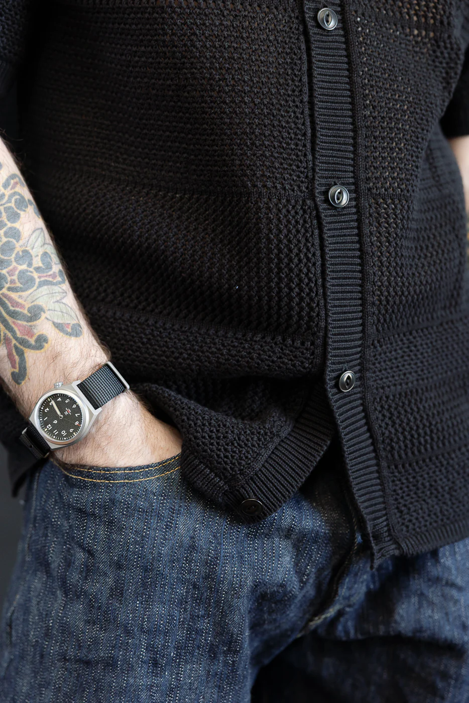 KNITSHIRT01.99 - 1960s Crochet Cotton Short Sleeve Shirt - Deep Black - Image 19