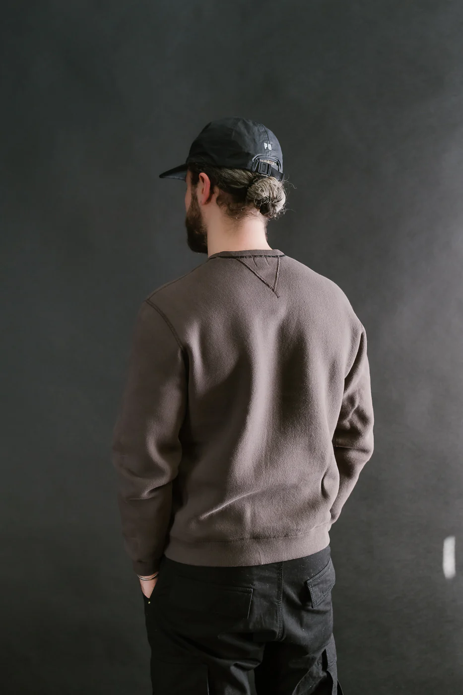 LCS1003 - Sinker Super Fluffy Knit Double-V Sweatshirt - Classic Black - Image 9