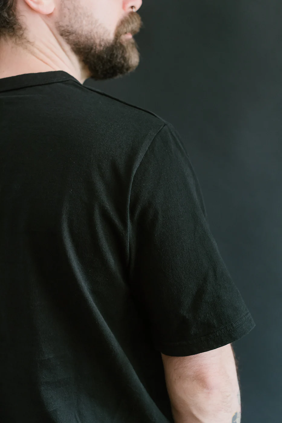 JM5533 - Lead-Off T-Shirt - 07 Black - Image 17
