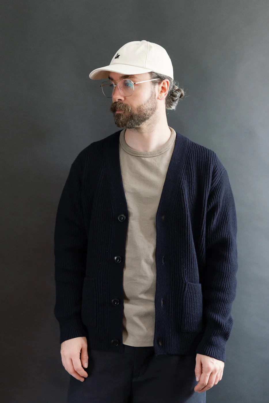 LOCG02.51 - Merino Wool Cashmere Cardigan - Navy - Image 12
