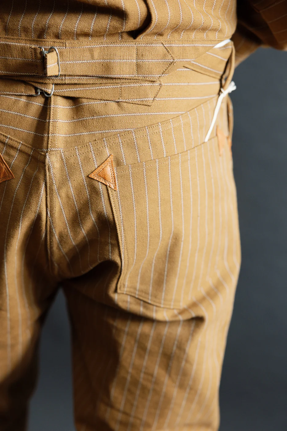 Lot 1229 - 1900 4-Pocket Greenebaum Heavy Leather Bound Overall Trousers - Duck Stripe - Image 17
