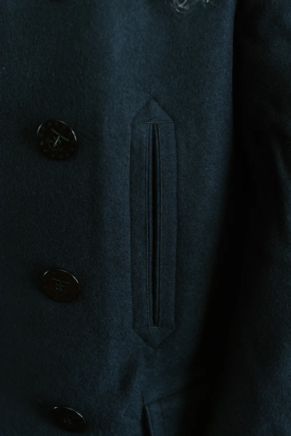 Lot 2205 - 1920's WW1 Style US Navy 13 Stars Melton Wool Pea Coat - Navy - Image 22