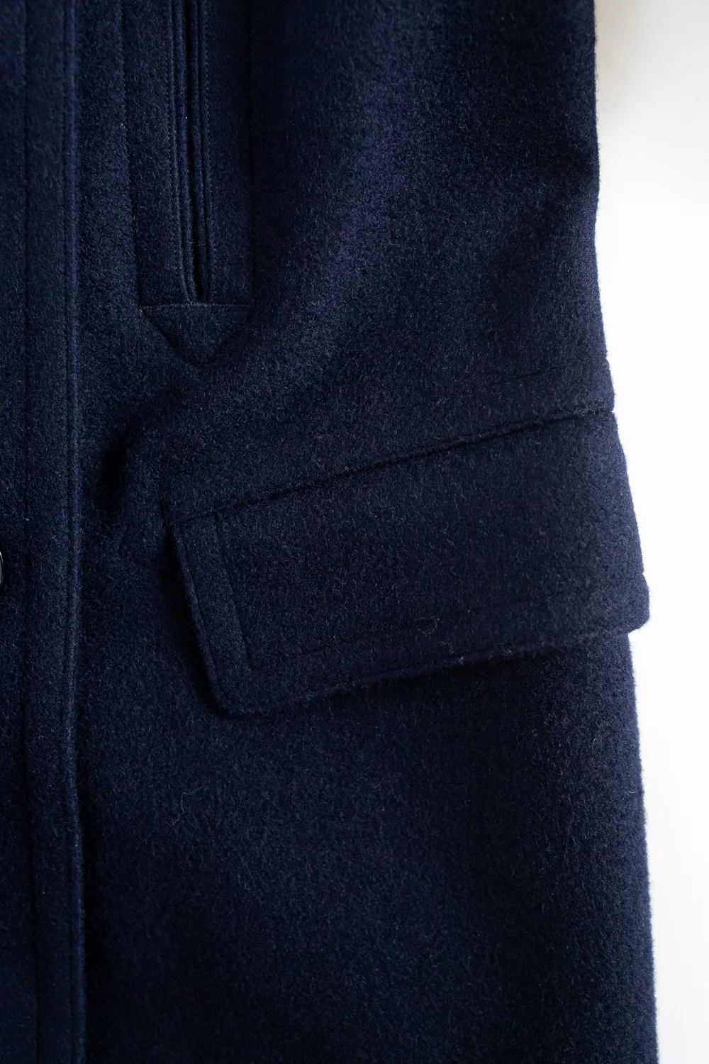 Lot 2205 - 1920's WW1 Style US Navy 13 Stars Melton Wool Pea Coat - Navy - Image 4