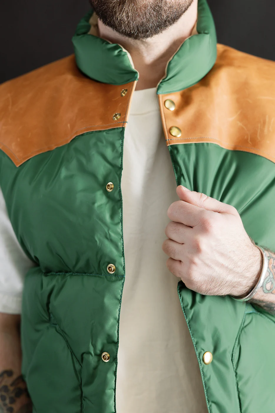 Lot 2234 - Rocky Mountain x Warehouse Nylon Down Vest - Bottle Green - Image 16