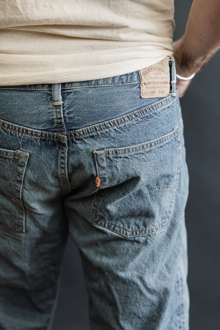 Lot 2nd-Hand 1105 - 12oz Used Washed Indigo Denim - Tapered Fit - Image 16
