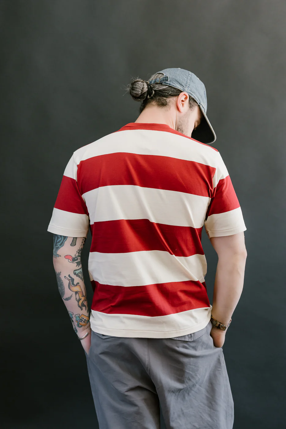 Lot 4108 - Border T-Shirt 4 Inch Stripe  - Bordeaux, Kinari - Image 11
