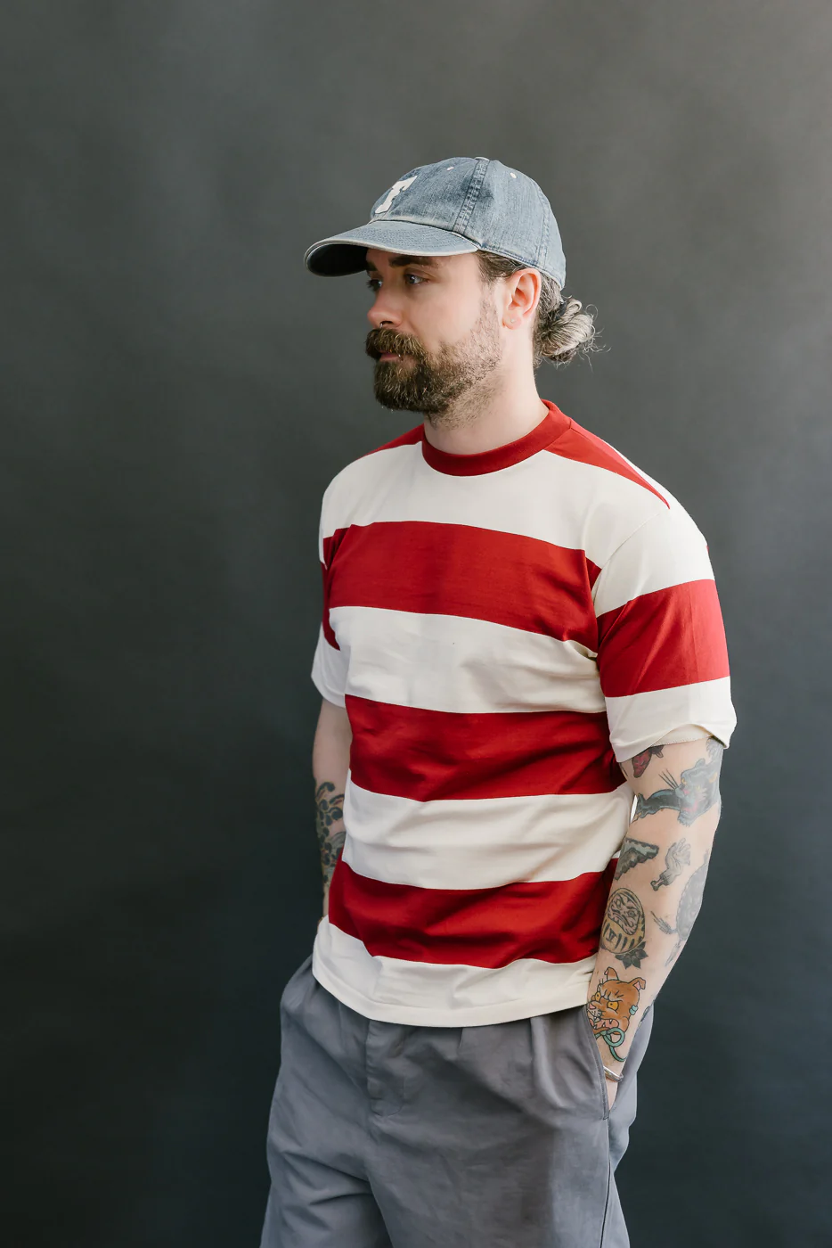 Lot 4108 - Border T-Shirt 4 Inch Stripe  - Bordeaux, Kinari - Image 9