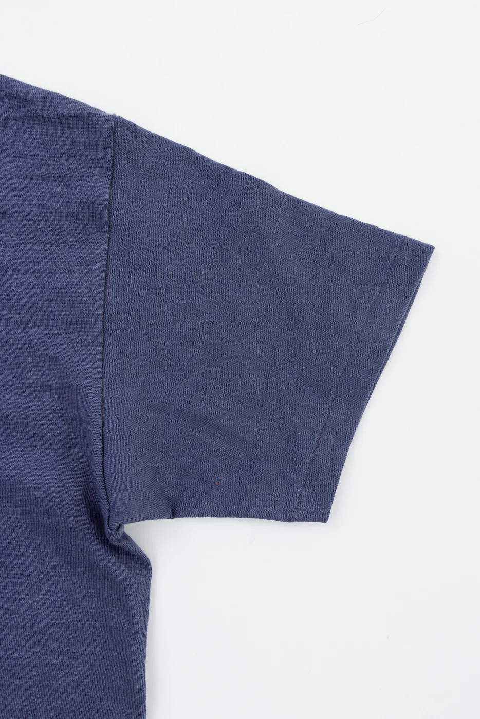 Lot 4601 - Slubby Cotton T-Shirt - Eggplant - Image 3