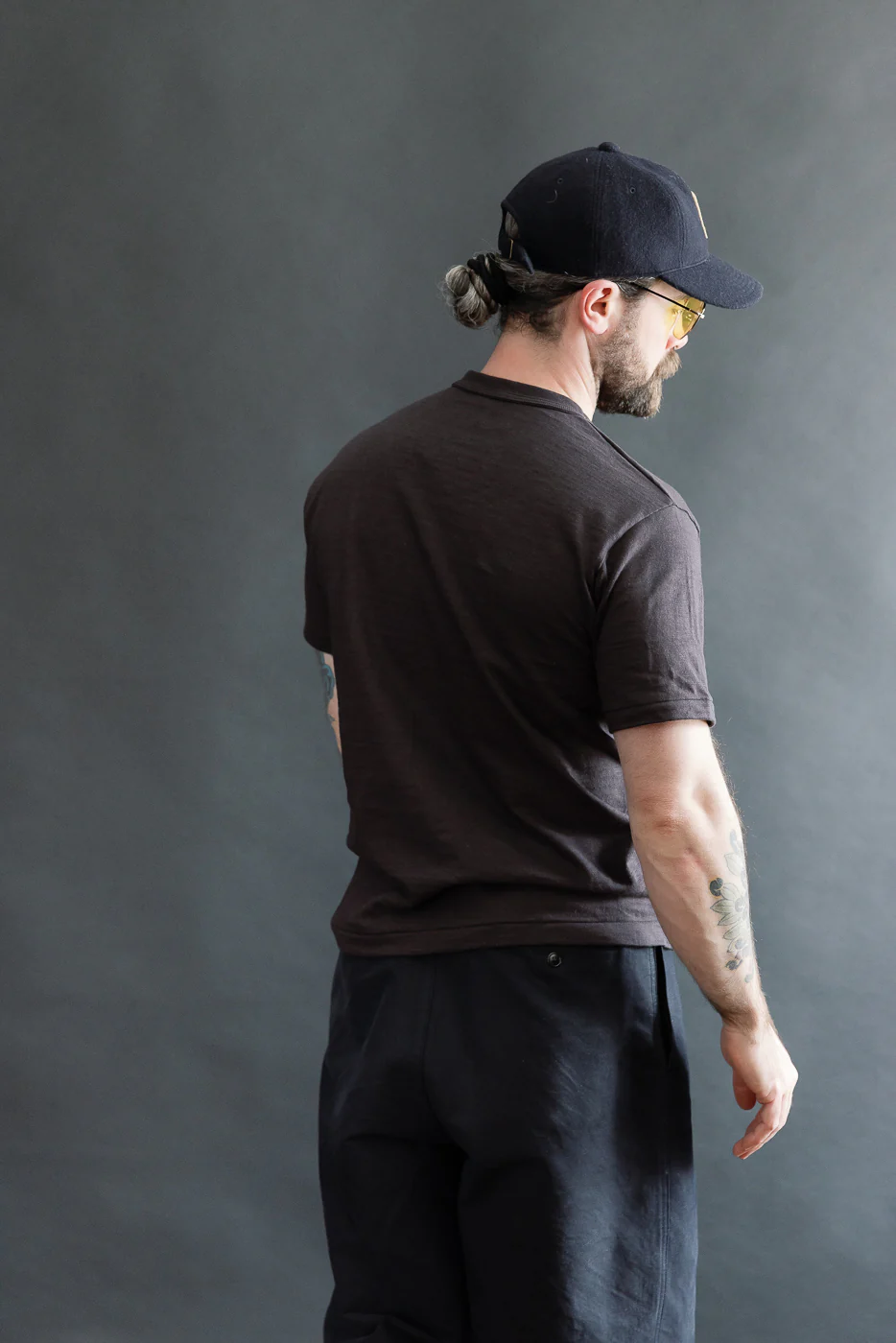 Lot 4601 - Slubby Cotton T-Shirt - Sumikuro - Image 11