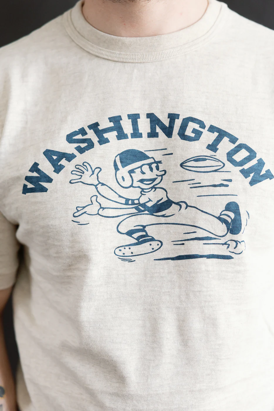 Lot 4601 - Slubby Cotton T-Shirt "Washington" - Oatmeal - Image 16