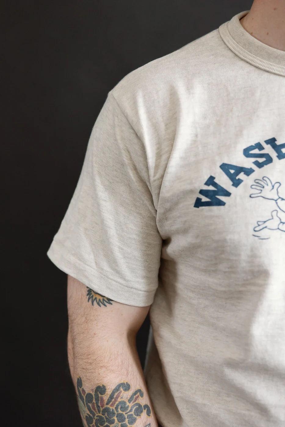 Lot 4601 - Slubby Cotton T-Shirt "Washington" - Oatmeal - Image 18
