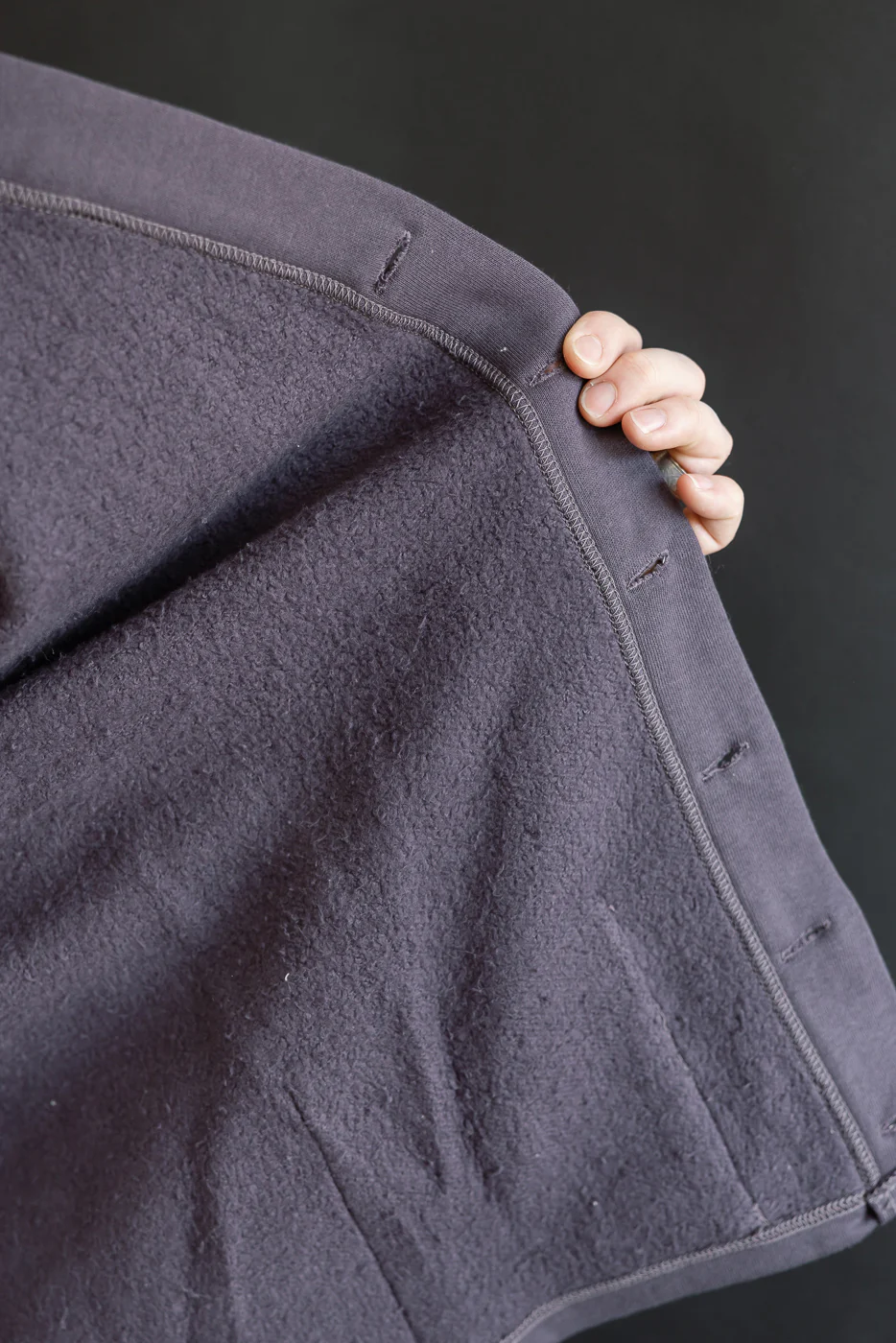 Lot 498 - 4 Needle Sweat Cardigan - Dark Navy - Image 19
