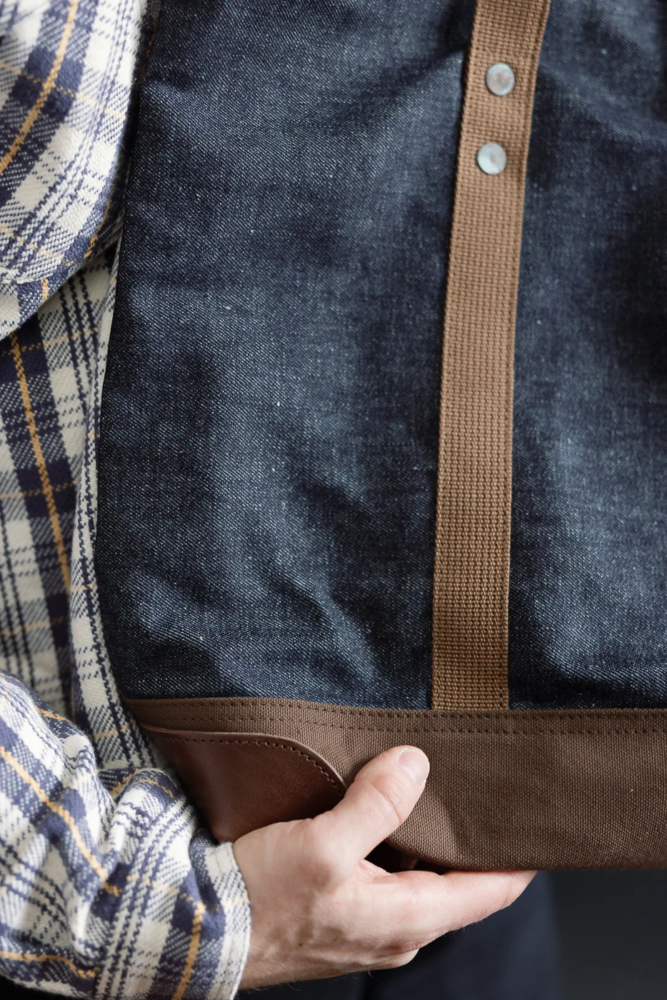 Lot 5212 - Denim Tote Bag - Image 20