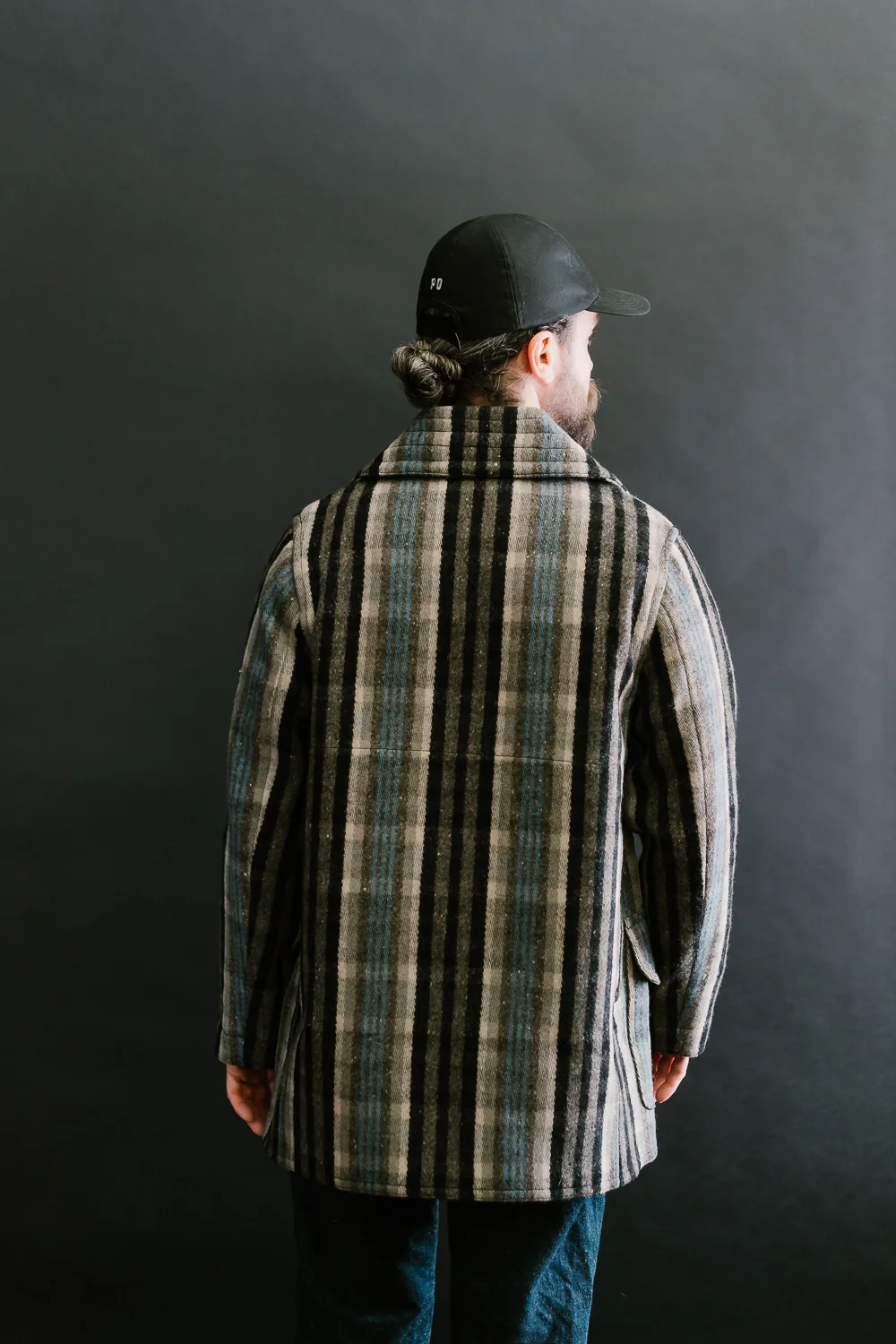 Lot JG-10 - 1920s-1932 Winter Hunting Coat - Gray Plaid - Image 15
