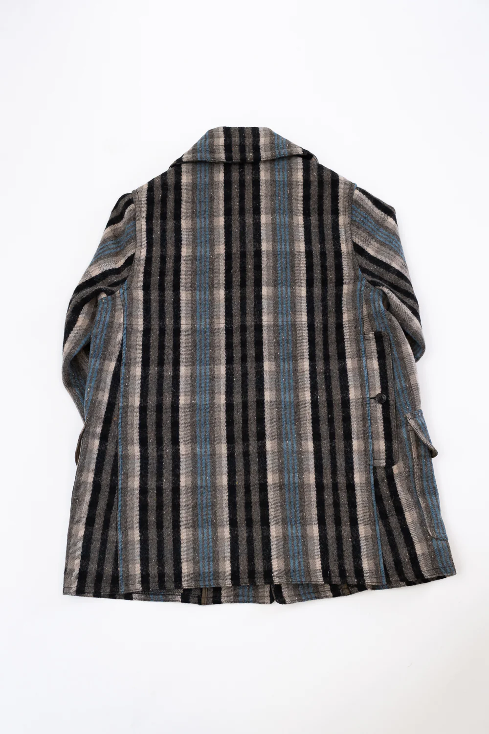 Lot JG-10 - 1920s-1932 Winter Hunting Coat - Gray Plaid - Image 6