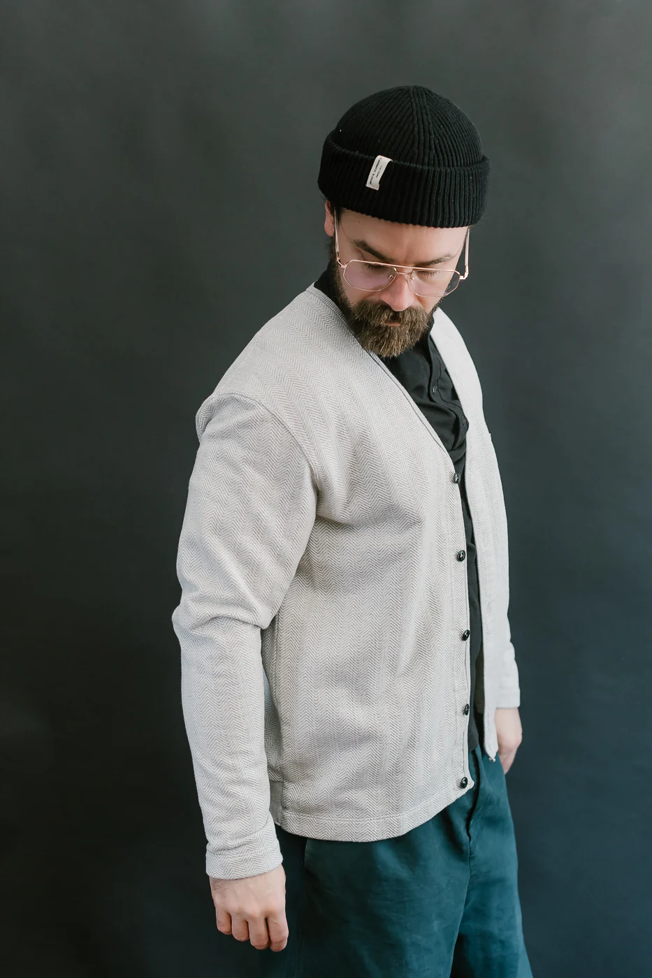 LRC1116 - Big Herringbone Pile Knit 50s Cardigan - Heather Grey - Image 10