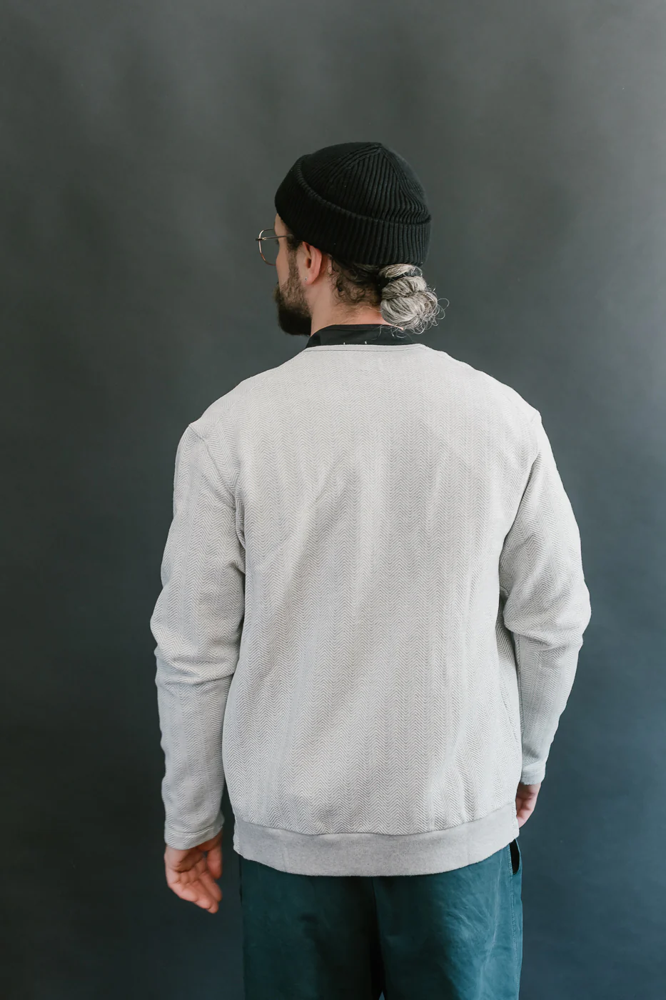 LRC1116 - Big Herringbone Pile Knit 50s Cardigan - Heather Grey - Image 12