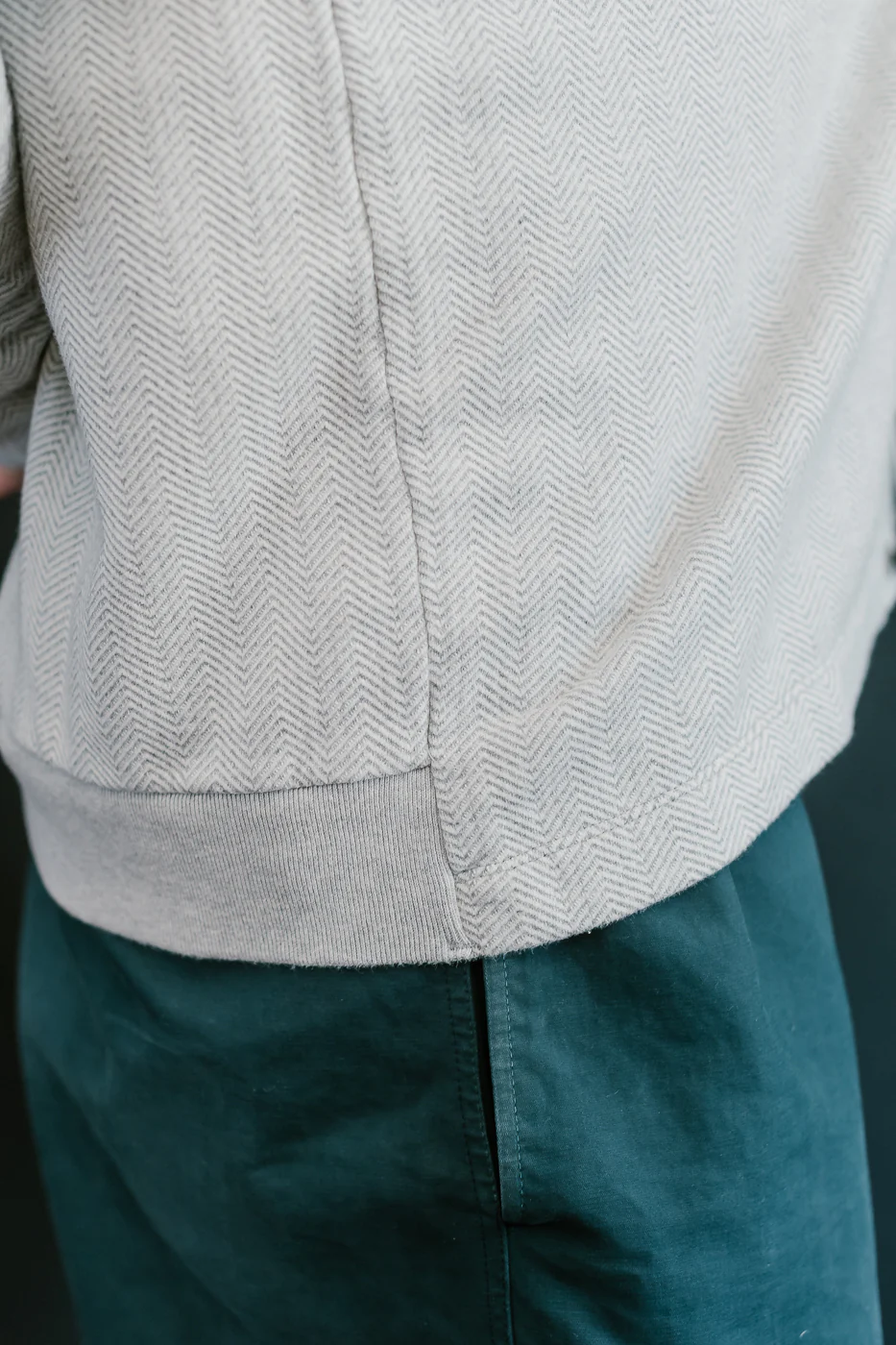 LRC1116 - Big Herringbone Pile Knit 50s Cardigan - Heather Grey - Image 19