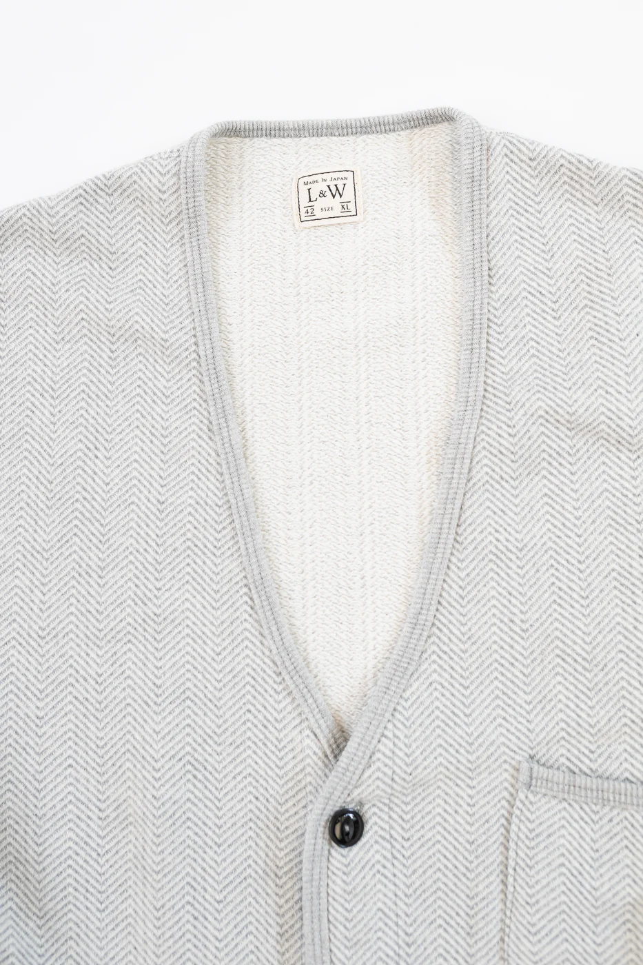 LRC1116 - Big Herringbone Pile Knit 50s Cardigan - Heather Grey - Image 3