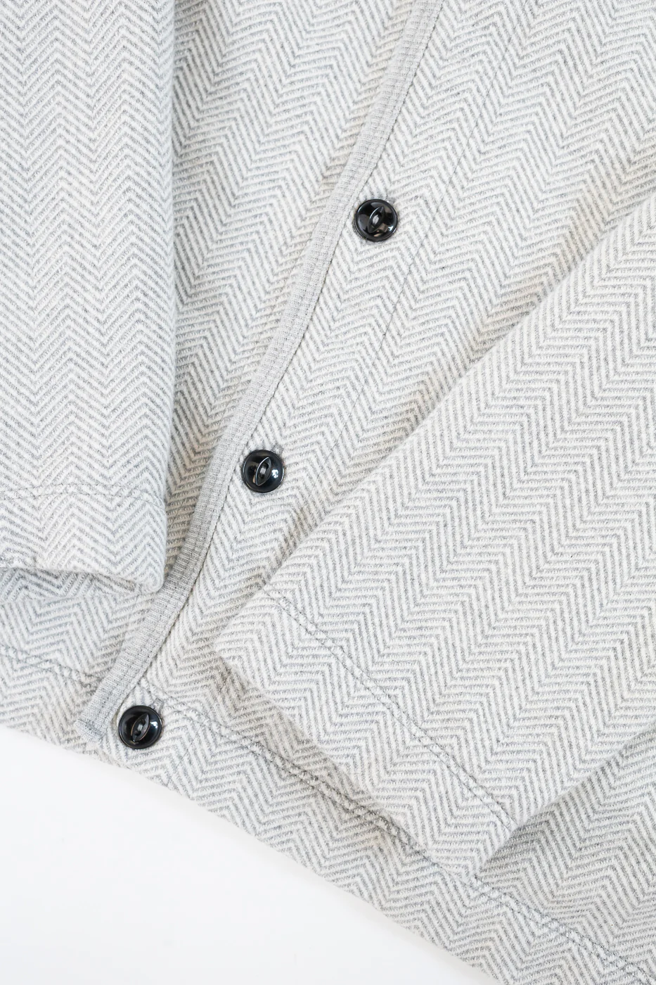 LRC1116 - Big Herringbone Pile Knit 50s Cardigan - Heather Grey - Image 5