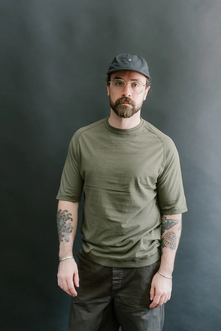 LRC1121 - Supima Cotton Freedom Sleeve Crew - Antique Olive - Image 14