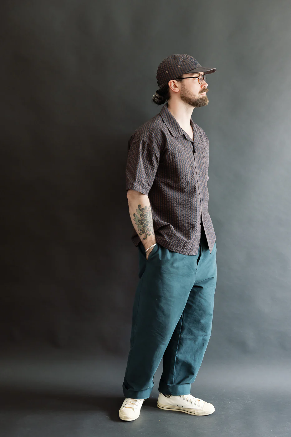 M-I-002 - Belfast Seersucker Denim Aloha Shirt - Coffee, Navy - Image 8