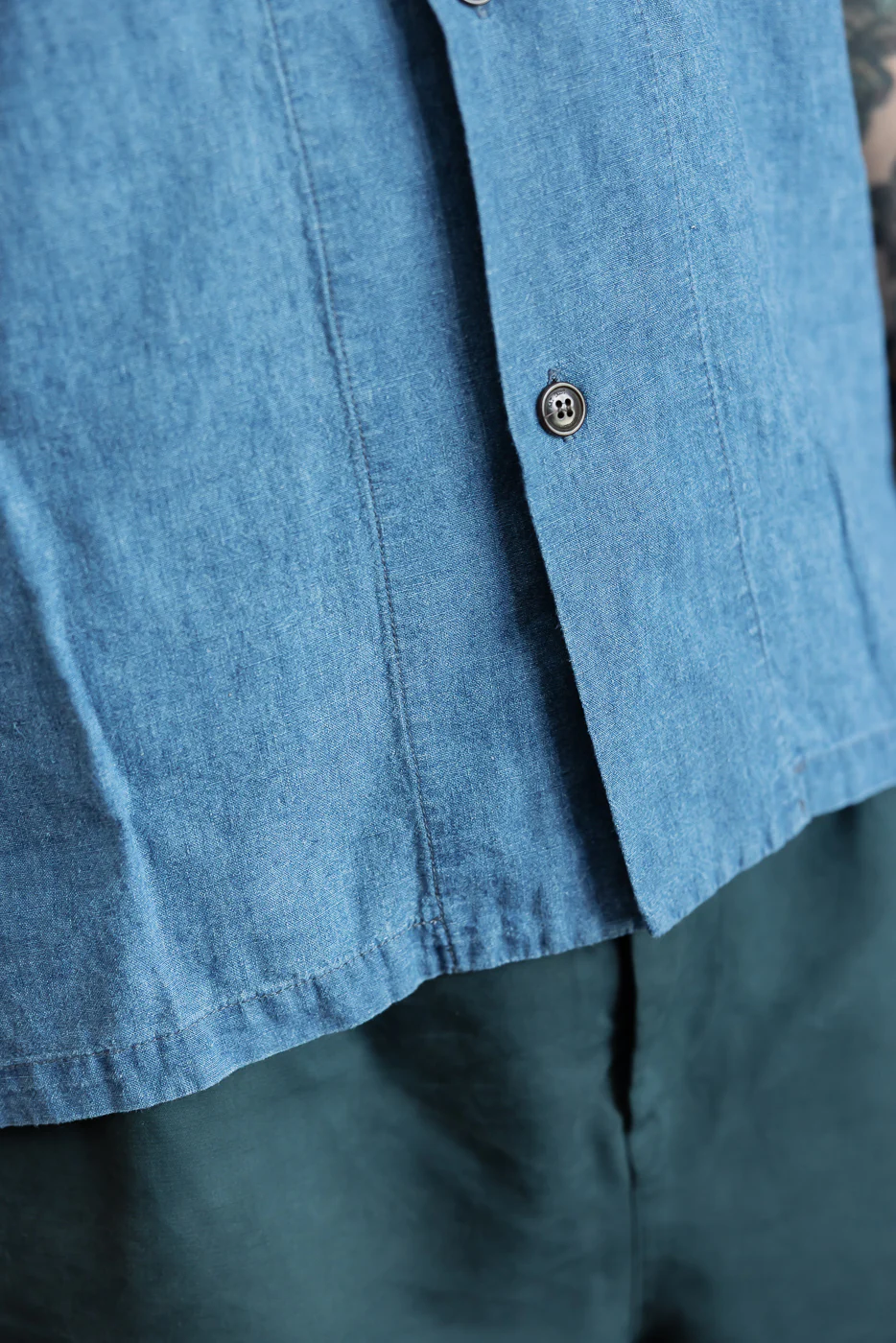 M-I-002 - Linen Cotton Denim Aloha Shirt - Blue - Image 18