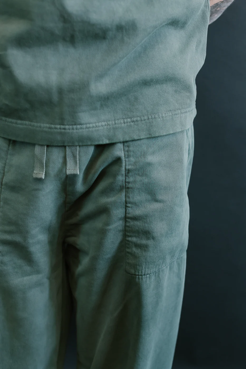 M-J-0003 - Reformer Pants Twill Jersey - Forest Green - Image 14