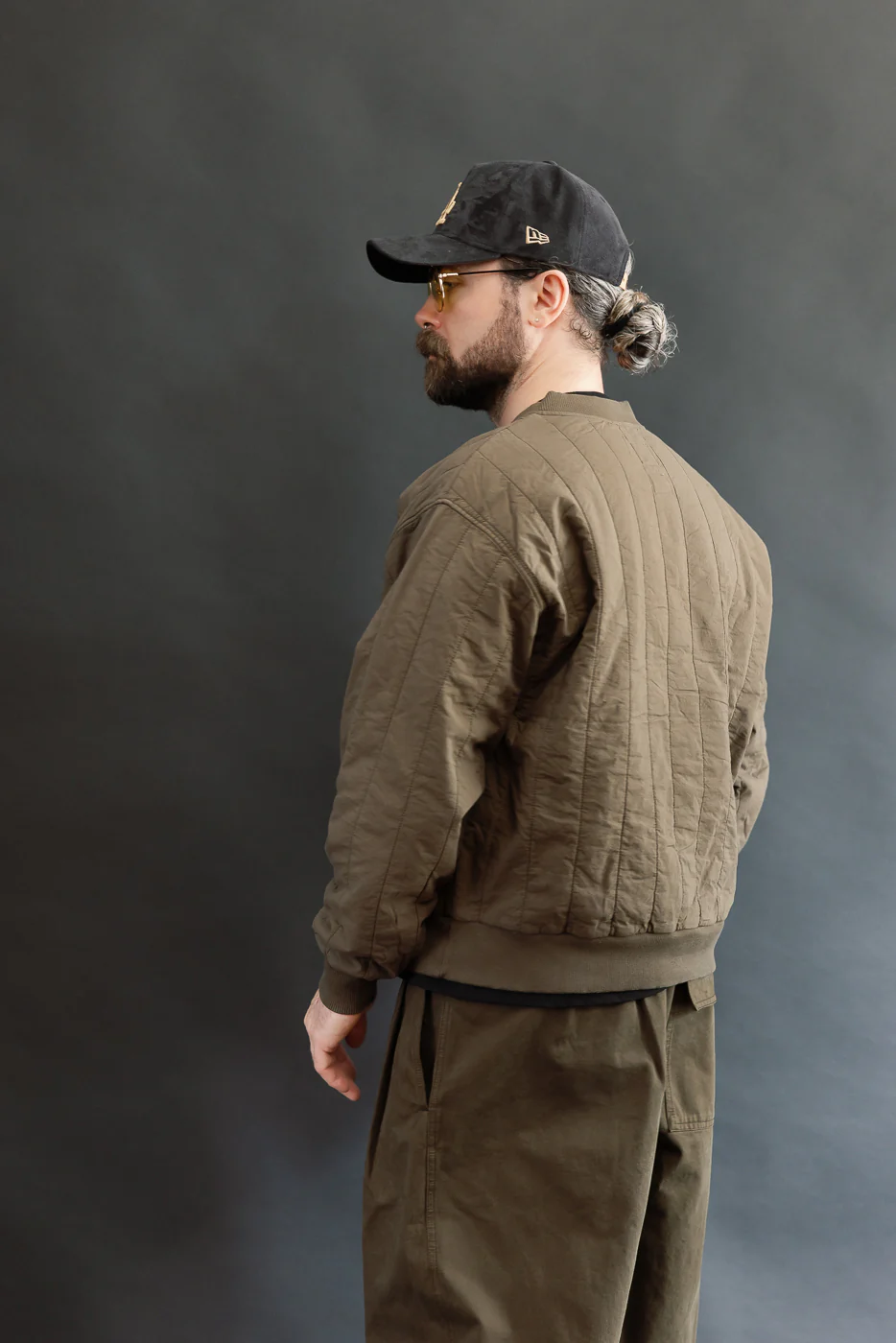 M-J-002 - Oslo Sweater Quilted Cotton - Java Brown - Image 10